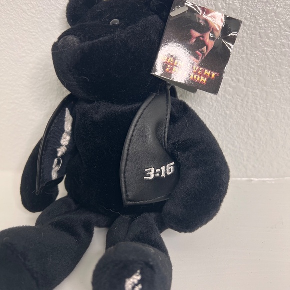 WWE (When they were WWF) Attitude Bear - Limited Edition Stone Cold Steve Austin - Picture 3 of 4